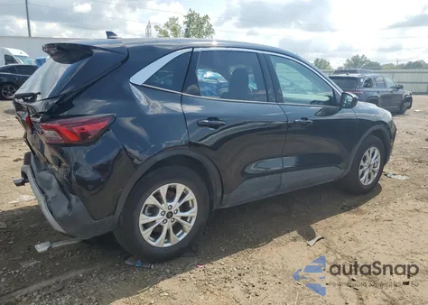 2024 Ford Escape Active z USA, uszkodzony, nr VIN 1FMCU9GN2RUB53973